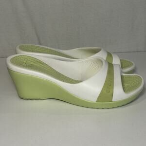Crocs Sassari Women's US 8 Green Rubber Slip-On Open Toe Wedge Heel Slide Sandal